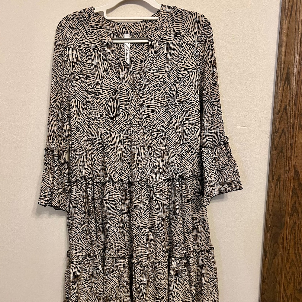NWOT, NY COLLECTION Dress, Loose Fitting, Size Medium
